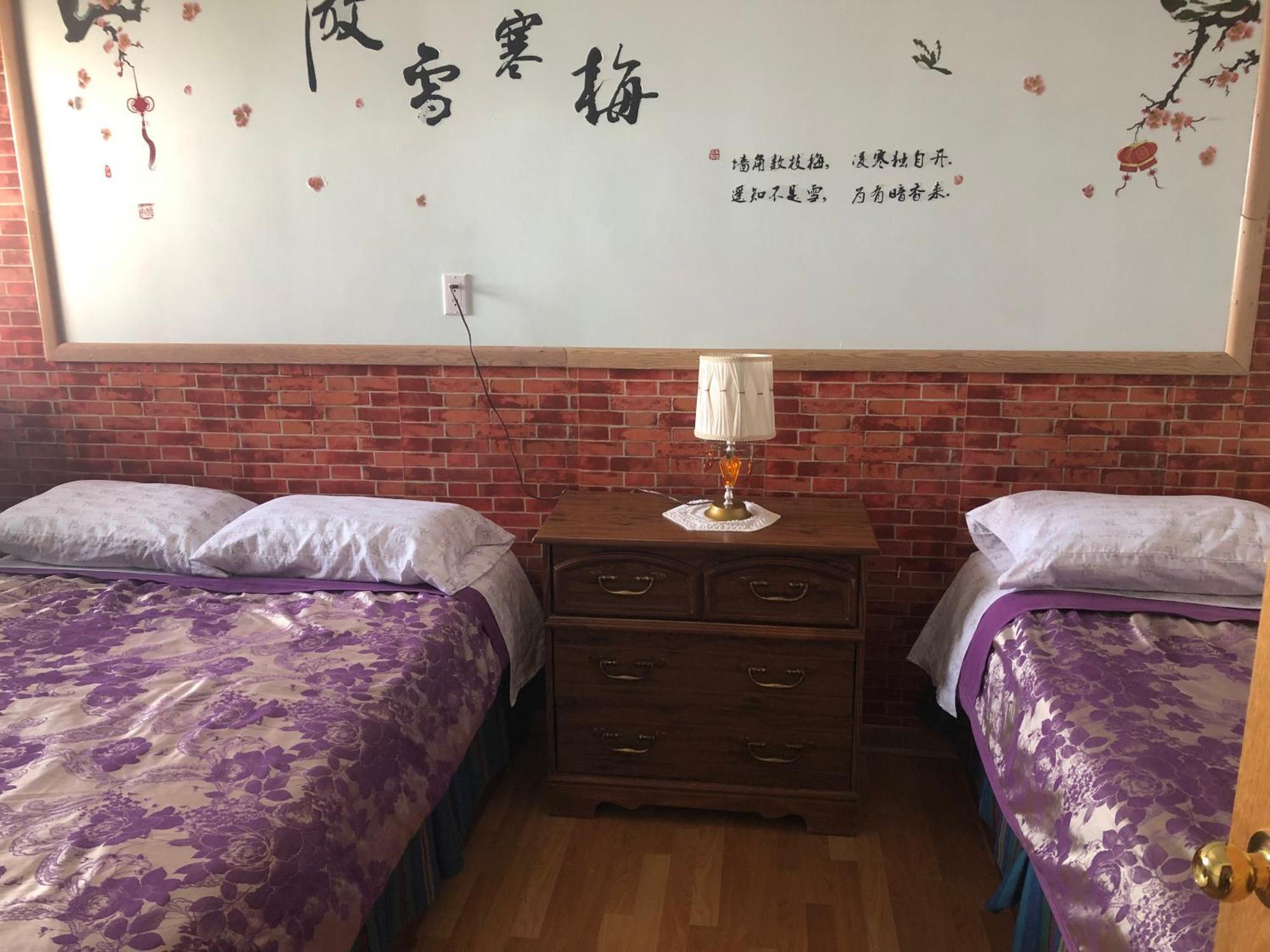 Heritage Place Hotel Gravelbourg 外观 照片
